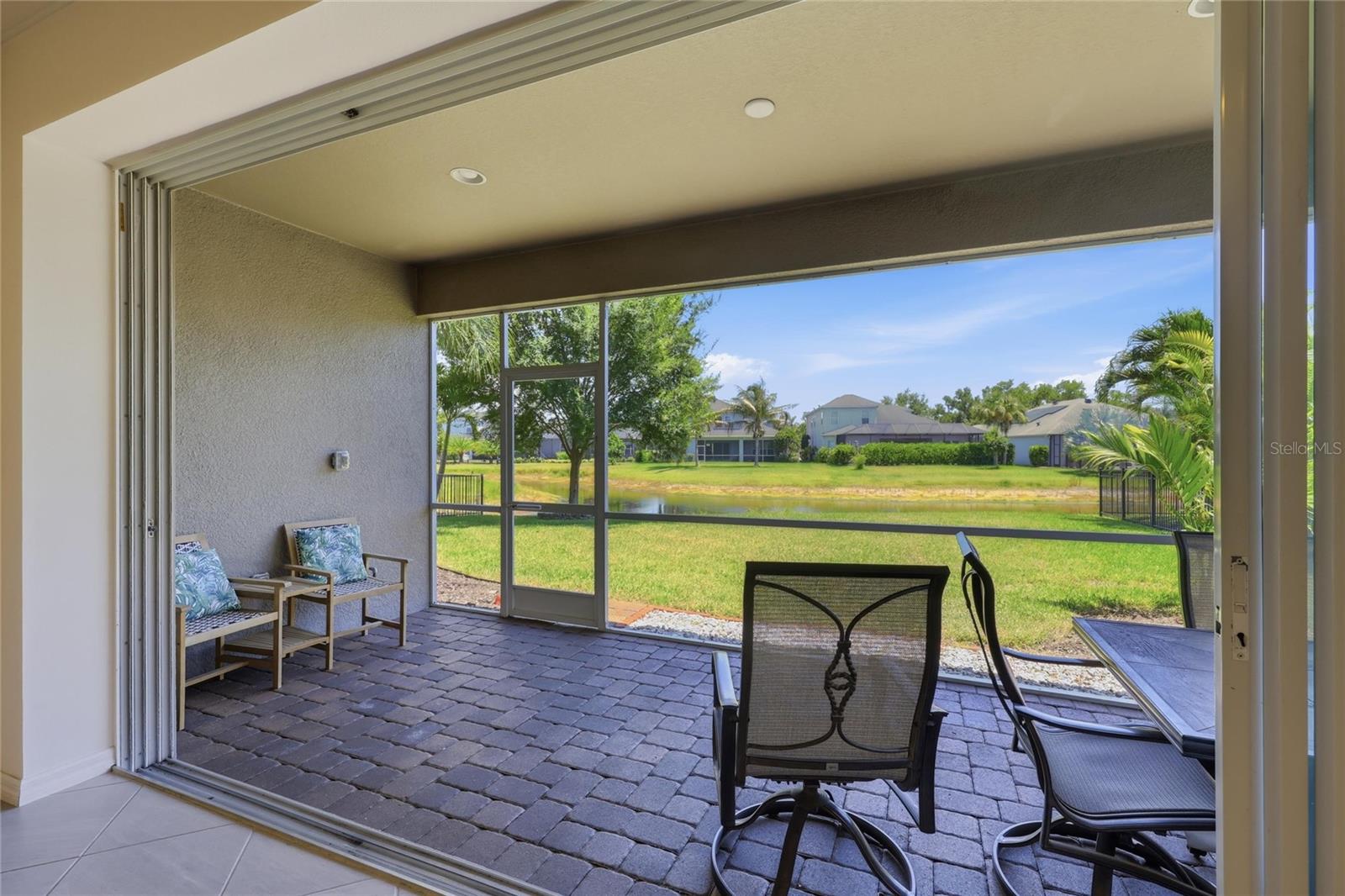 ARBOR LAKES - Residential