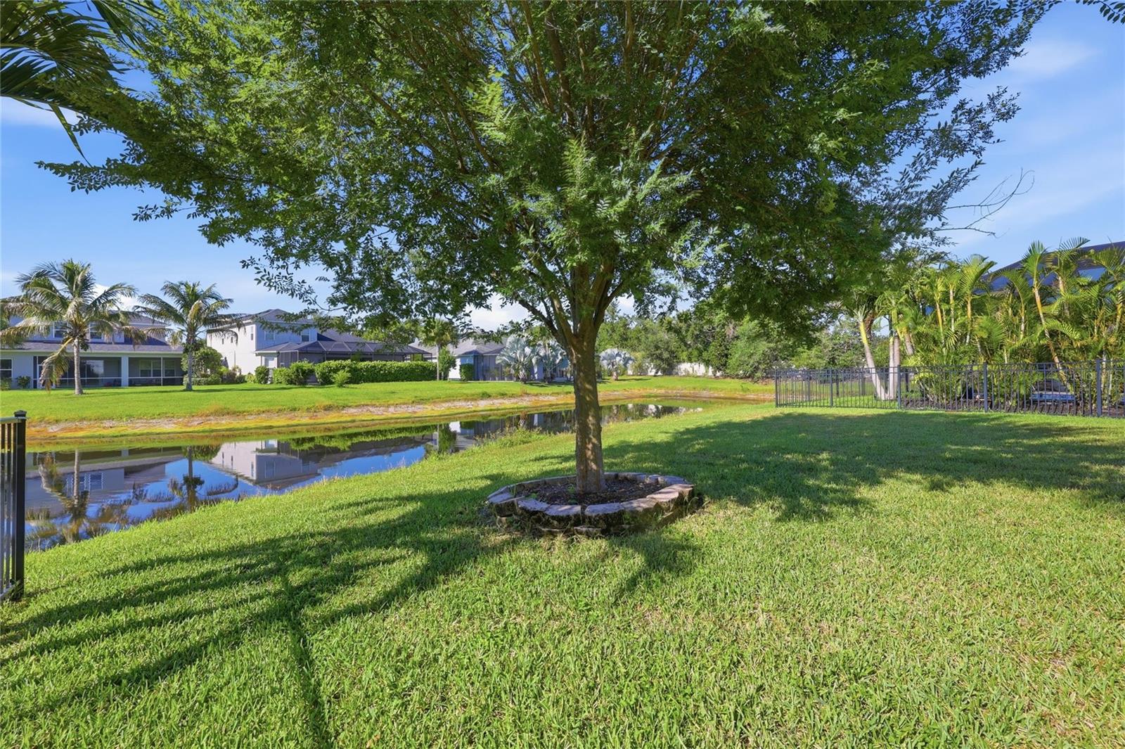 ARBOR LAKES - Residential