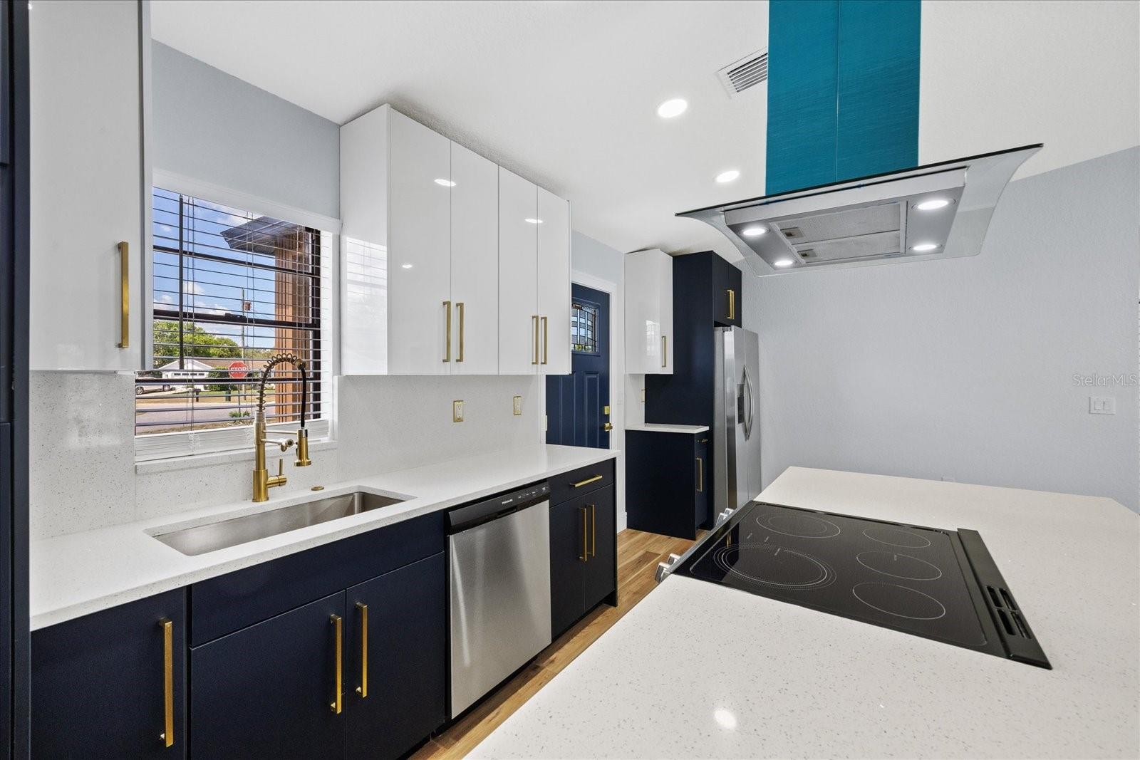SPRING HILL - Residential