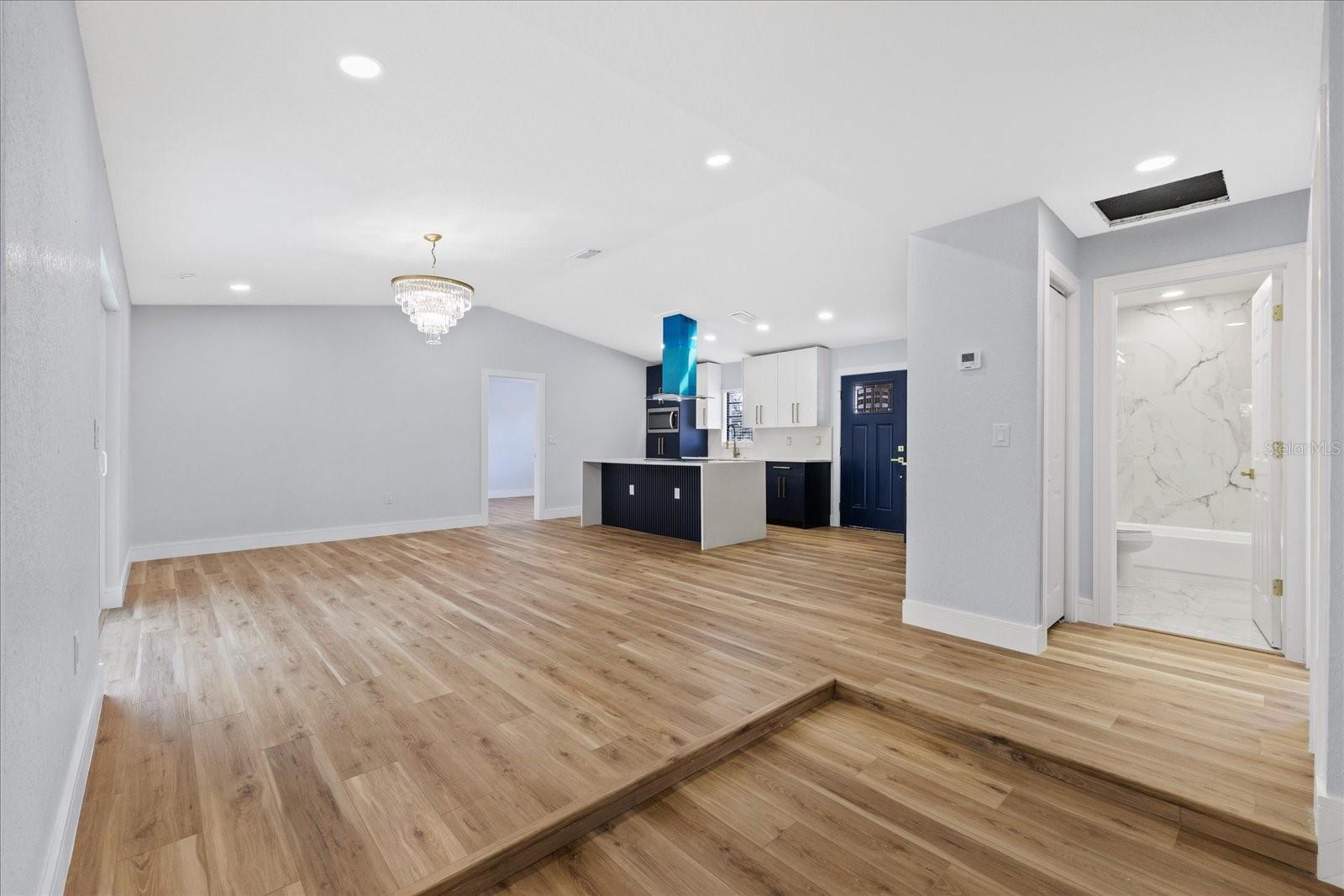 SPRING HILL - Residential