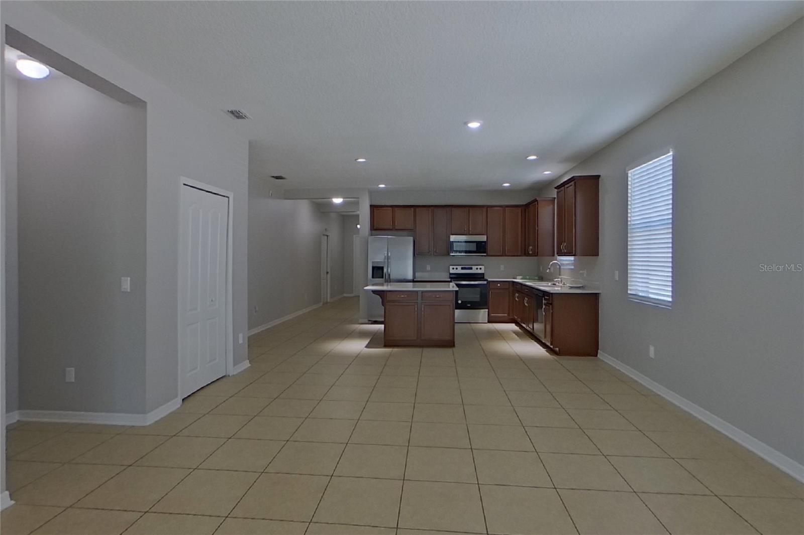 EAGLE BAY PH 3 - Residential Lease