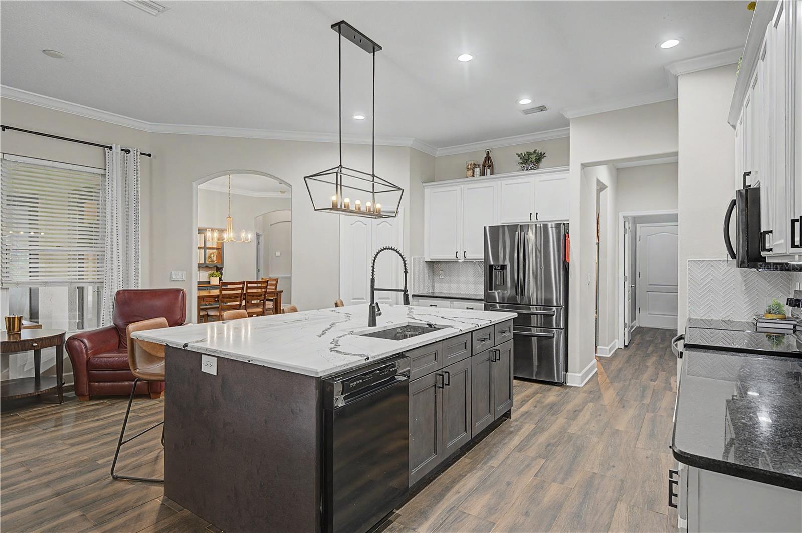 DOVER GROVES - Residential
