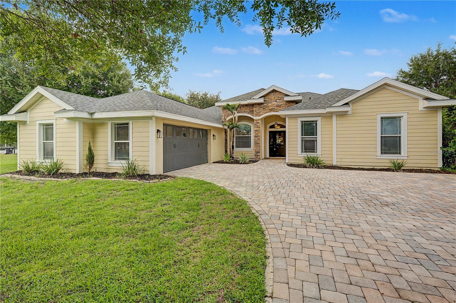 DOVER GROVES - Residential