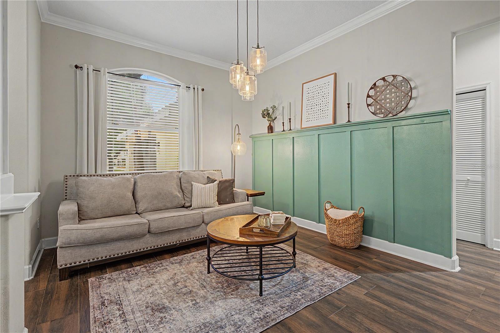 DOVER GROVES - Residential
