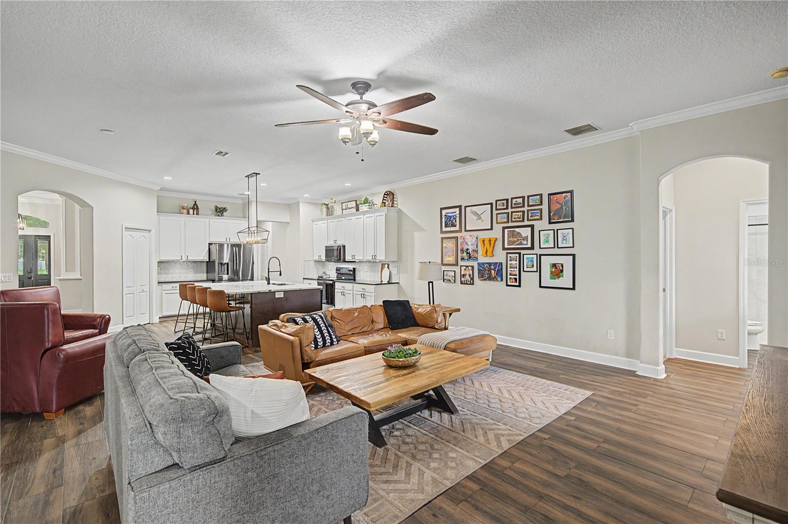 DOVER GROVES - Residential