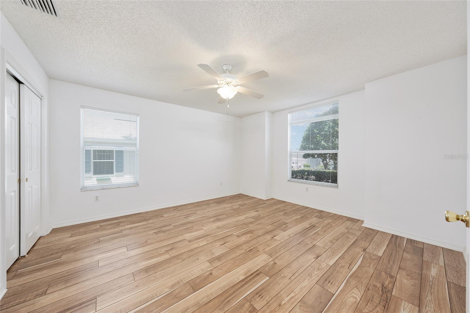 VILLAGES LADY LAKE UNIT 24 - Residential
