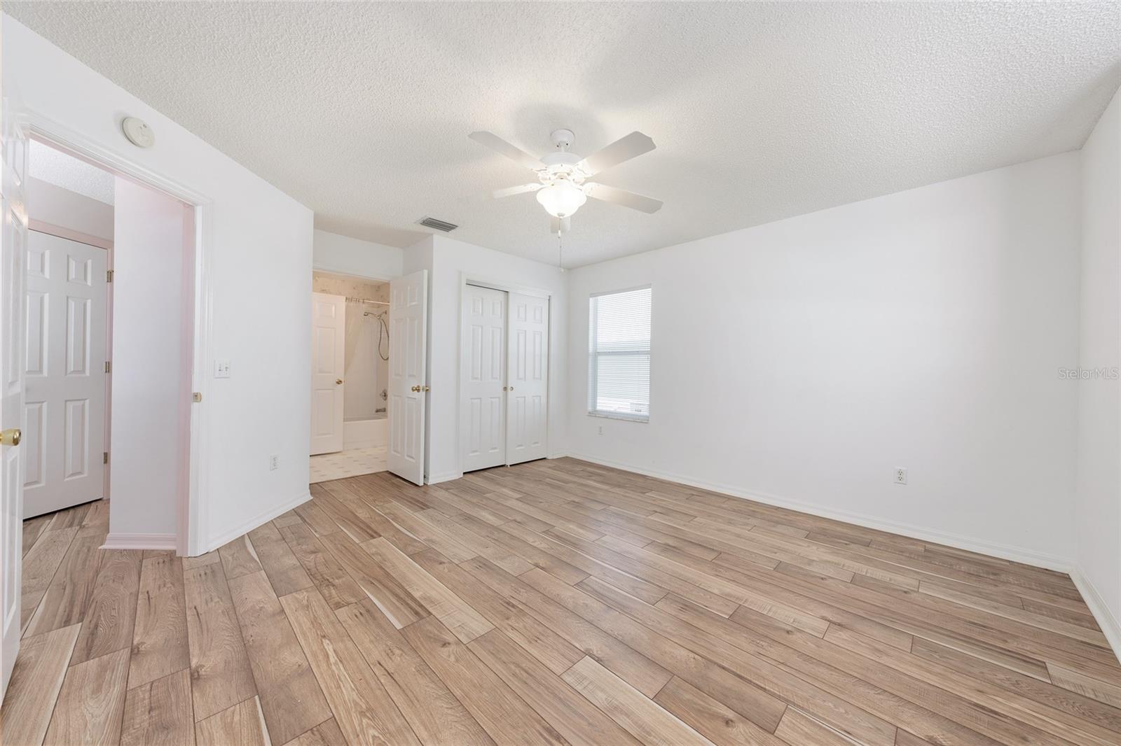 VILLAGES LADY LAKE UNIT 24 - Residential