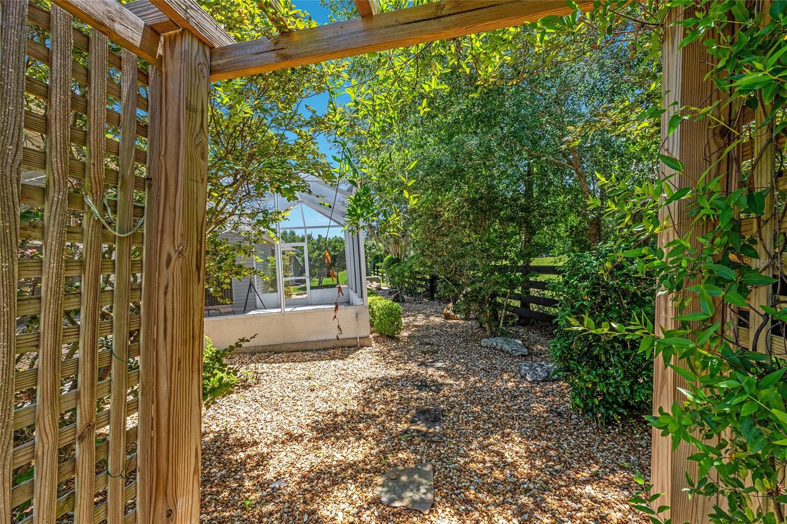 VILLAGES LADY LAKE UNIT 24 - Residential