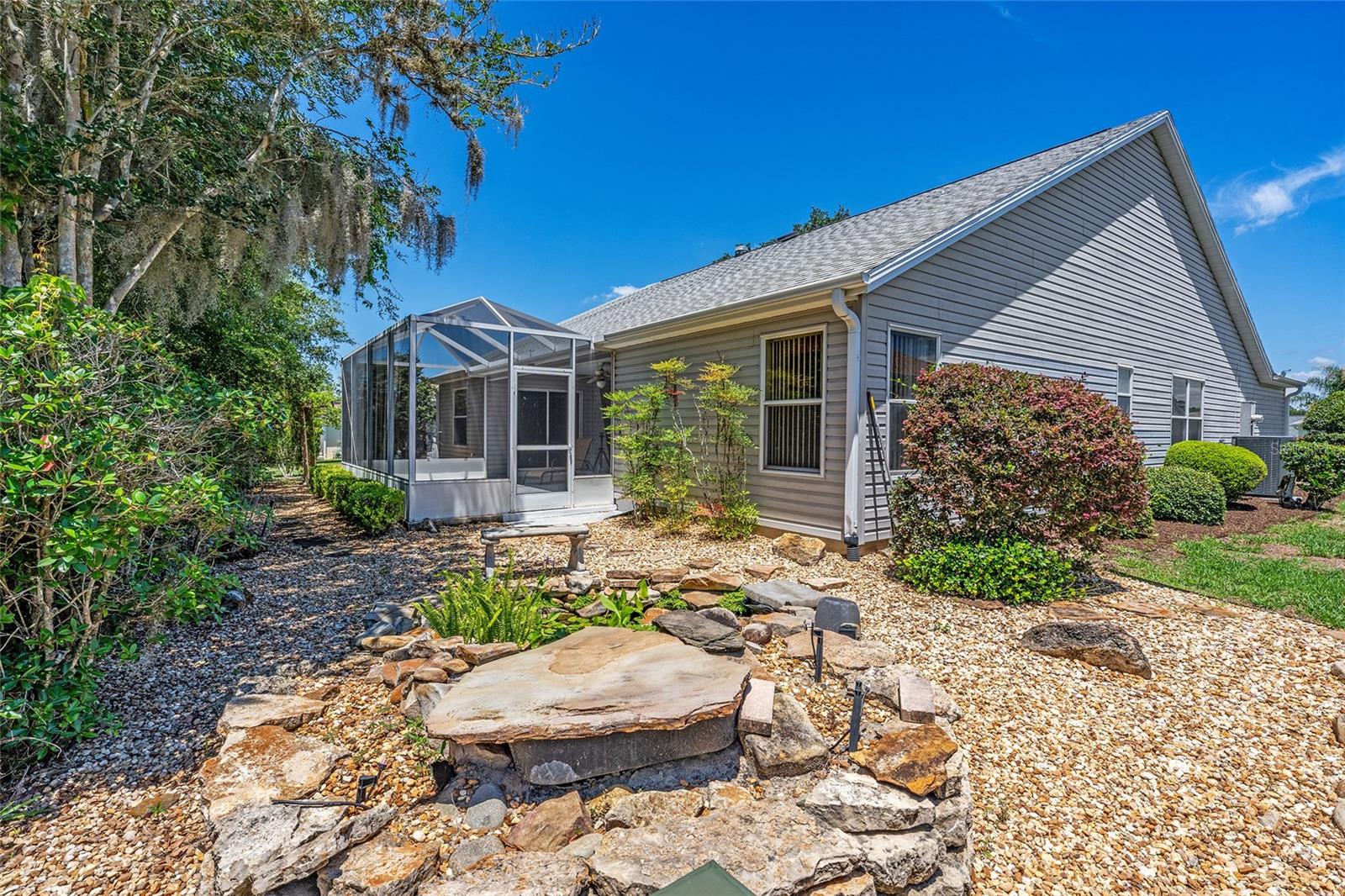 VILLAGES LADY LAKE UNIT 24 - Residential