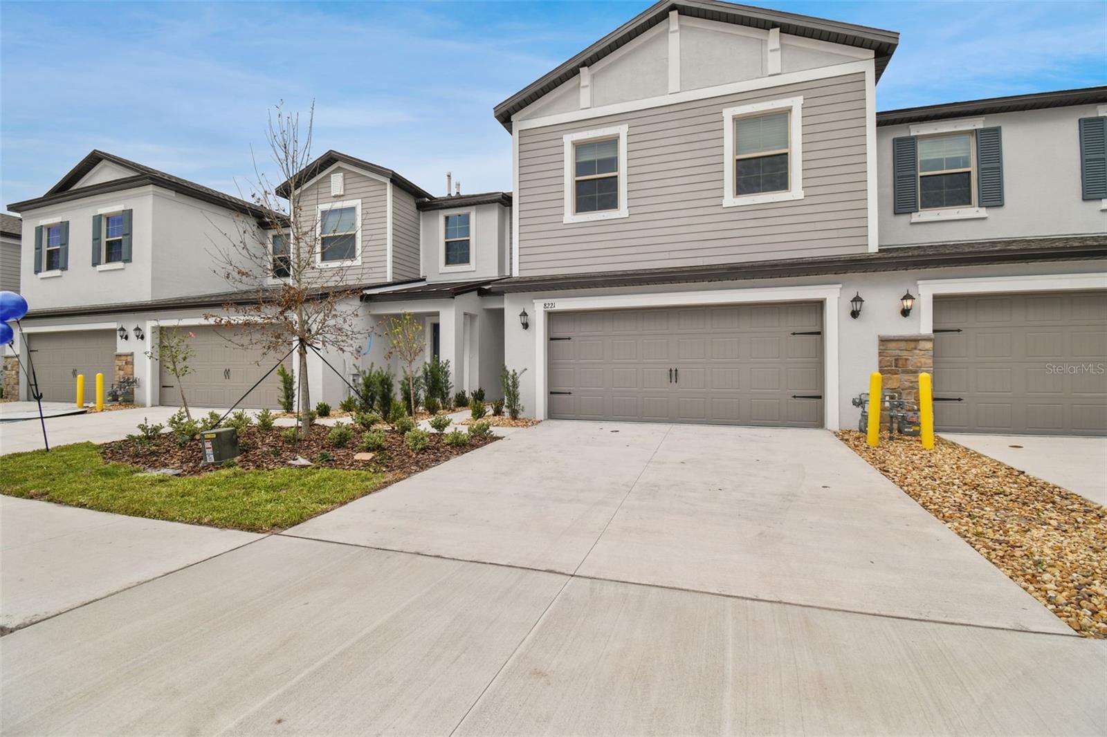 BRYANT SQUARE - Residential Lease