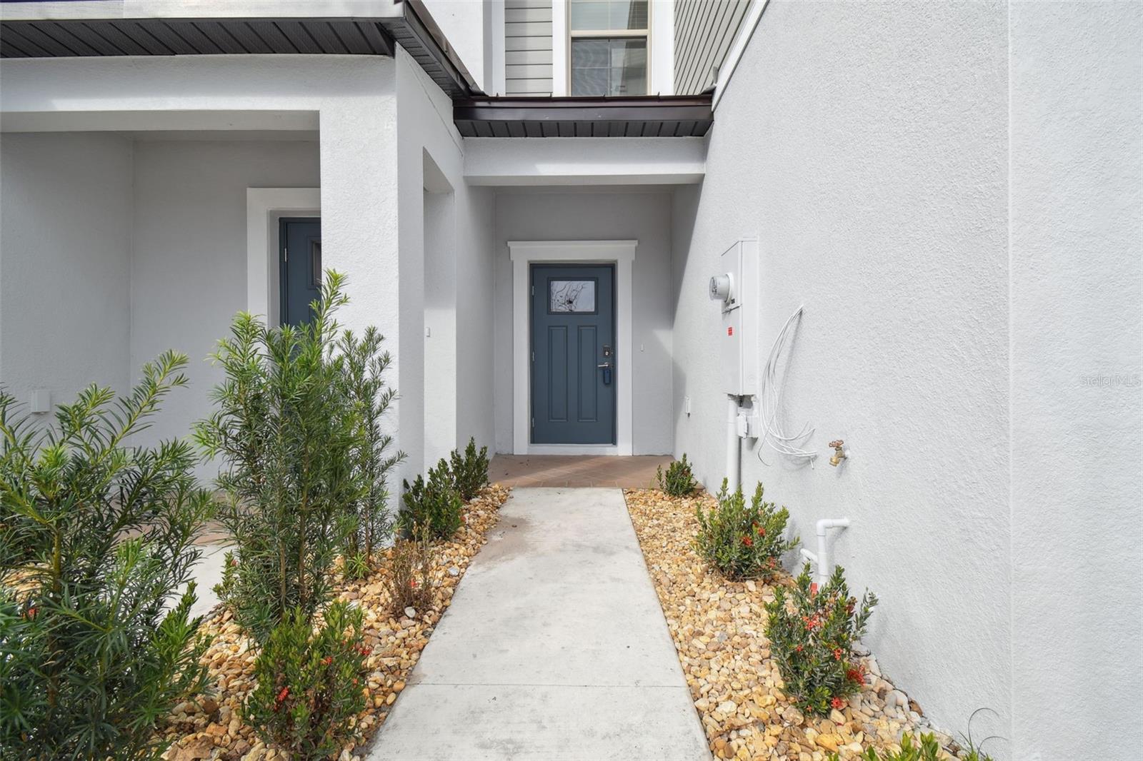 BRYANT SQUARE - Residential Lease