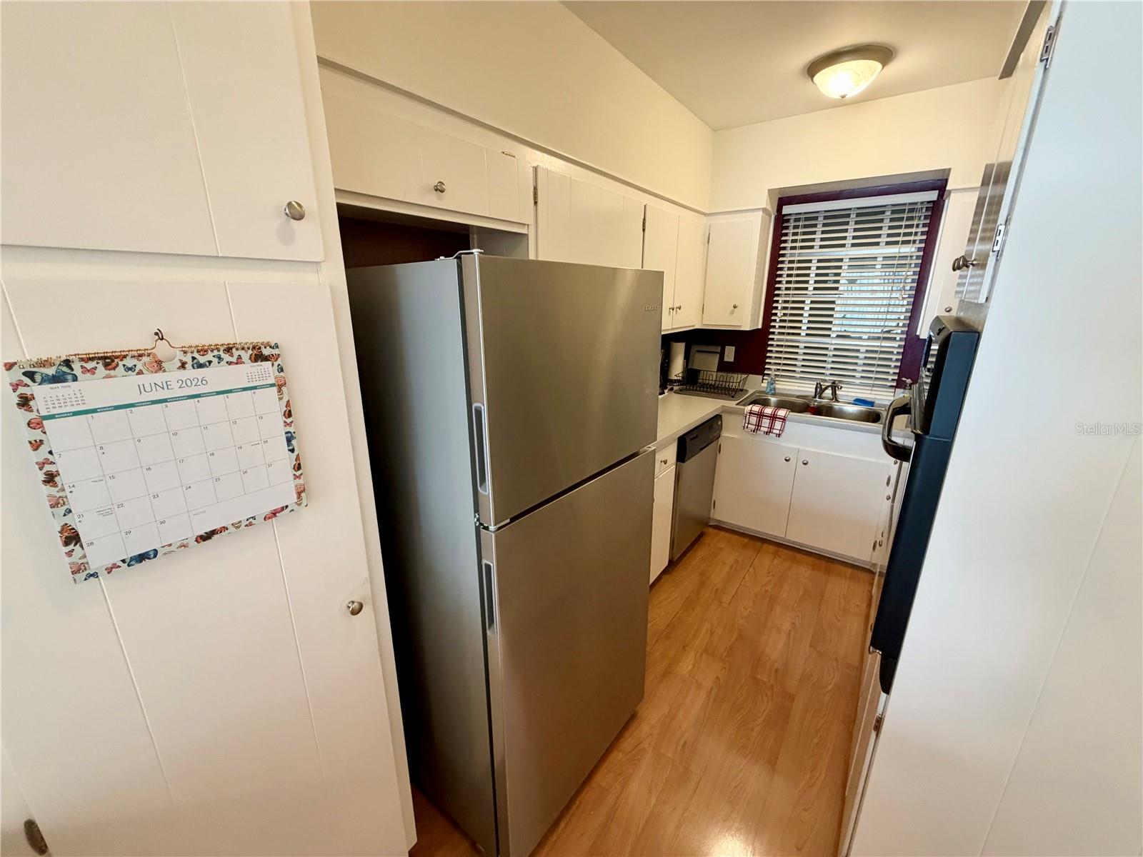 WINDSOR ARMS CONDO - Residential
