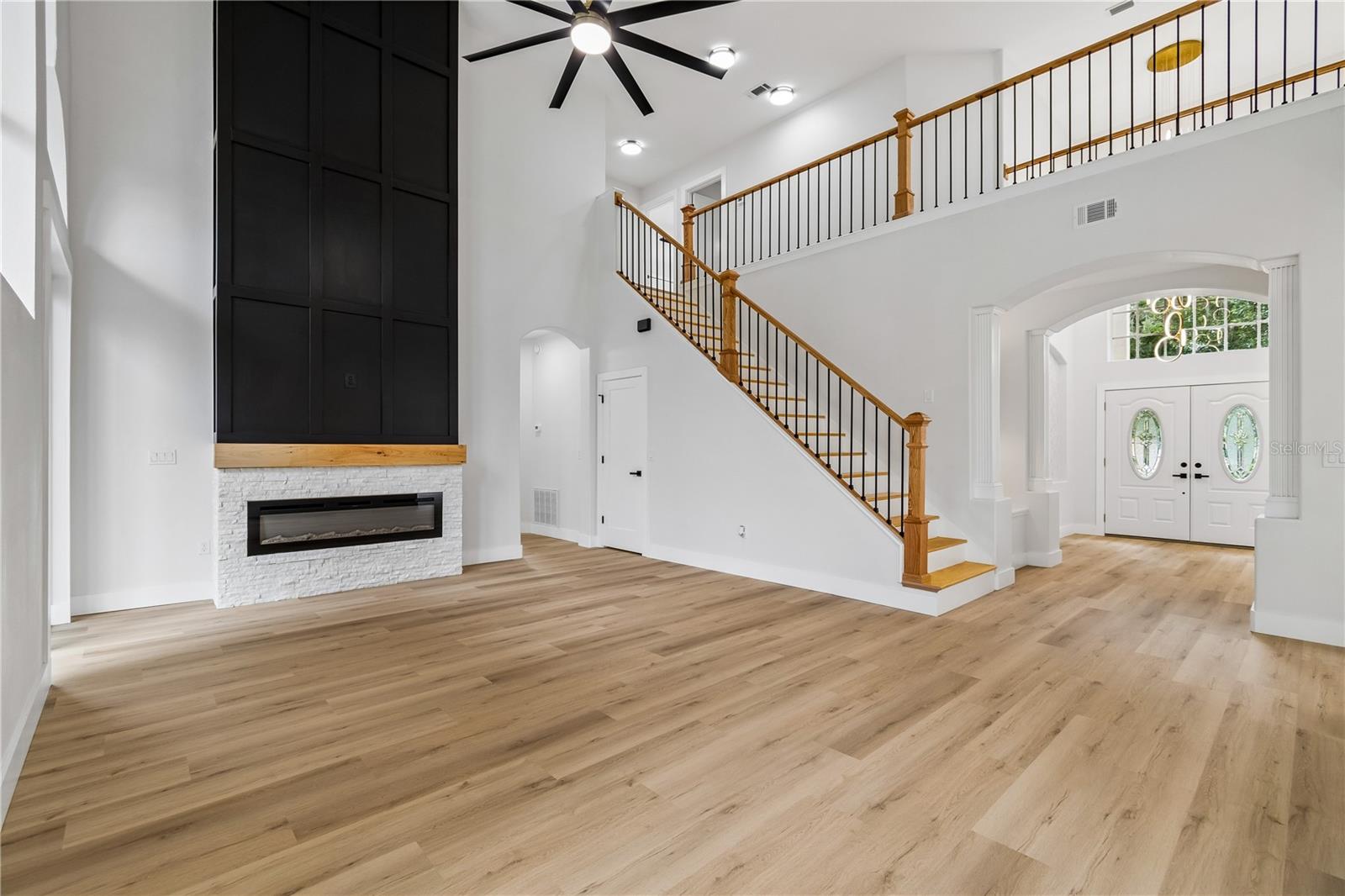 FISHHAWK RANCH - Residential