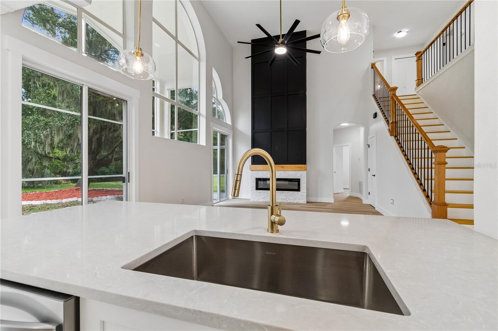 FISHHAWK RANCH - Residential