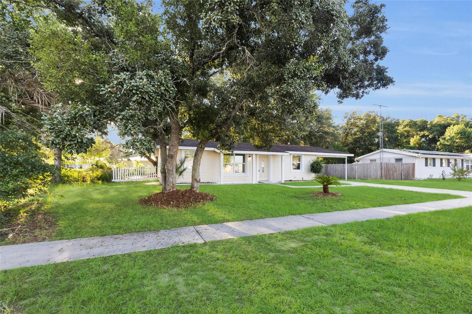 MARION OAKS UN 02 - Residential