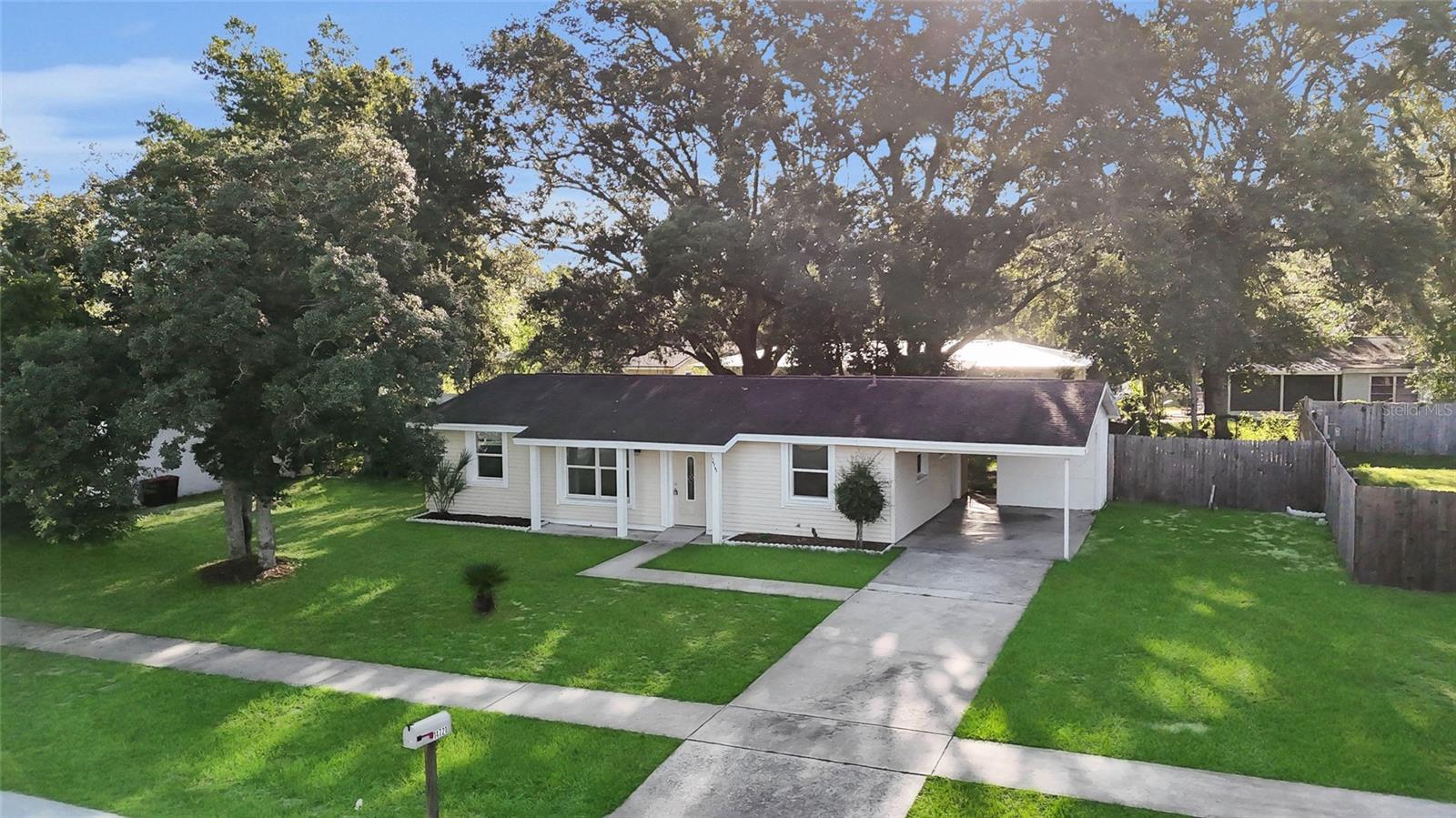MARION OAKS UN 02 - Residential
