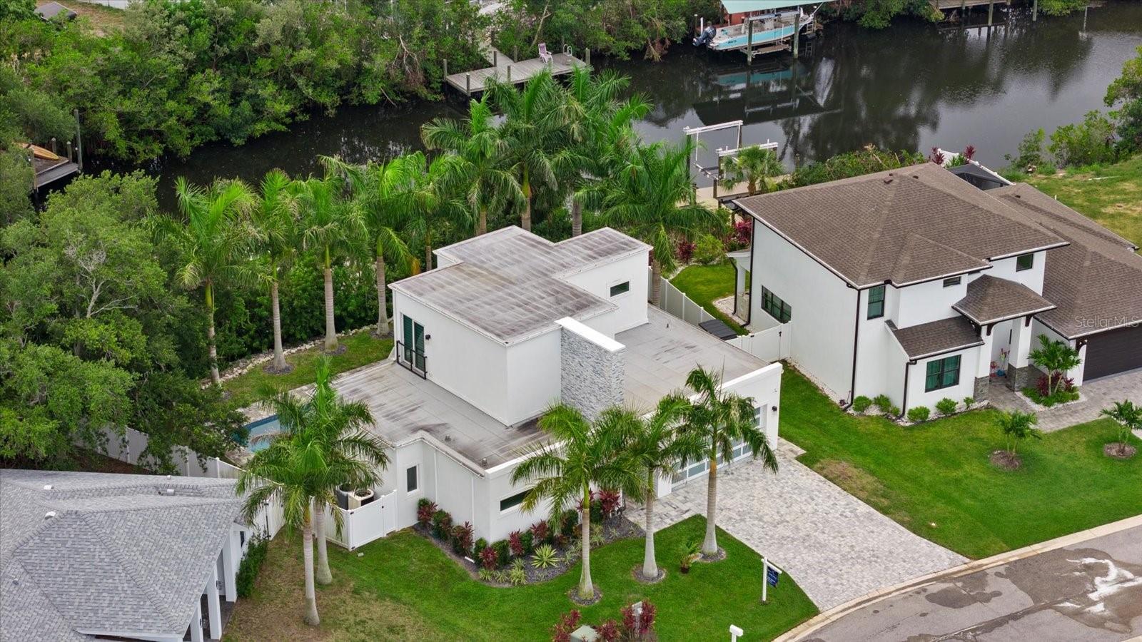 HIDDEN LAGOON PH II - Residential