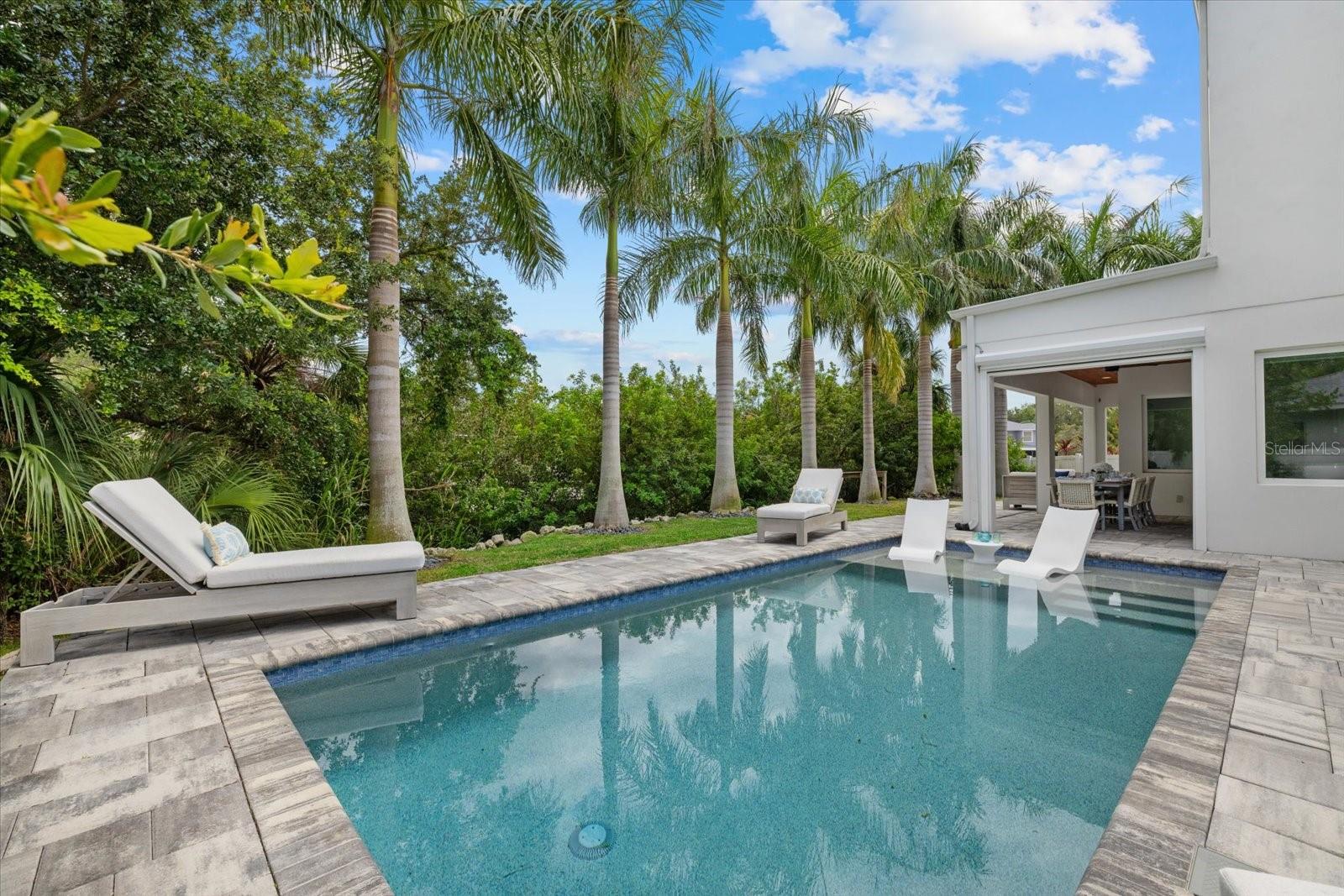 HIDDEN LAGOON PH II - Residential