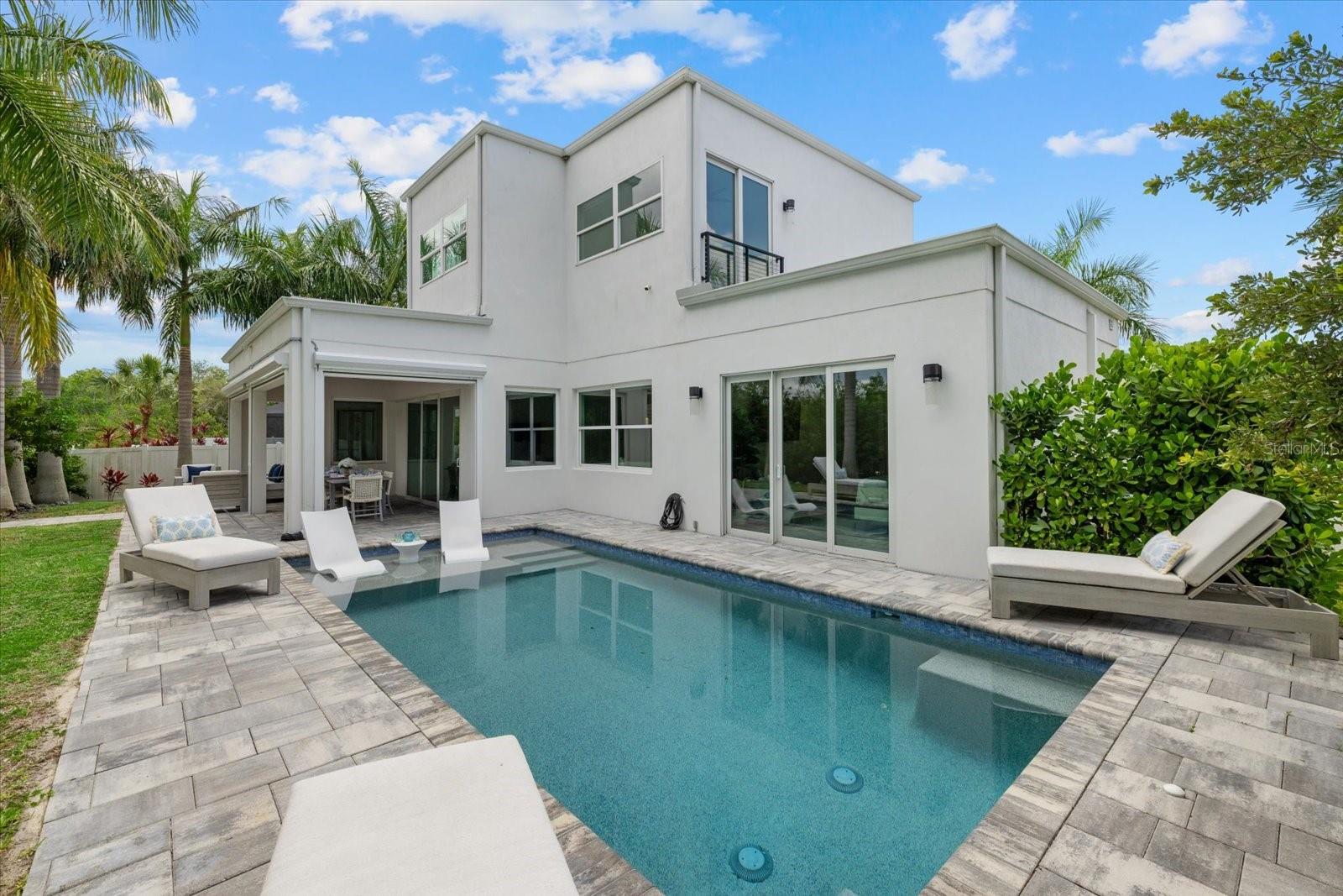 HIDDEN LAGOON PH II - Residential