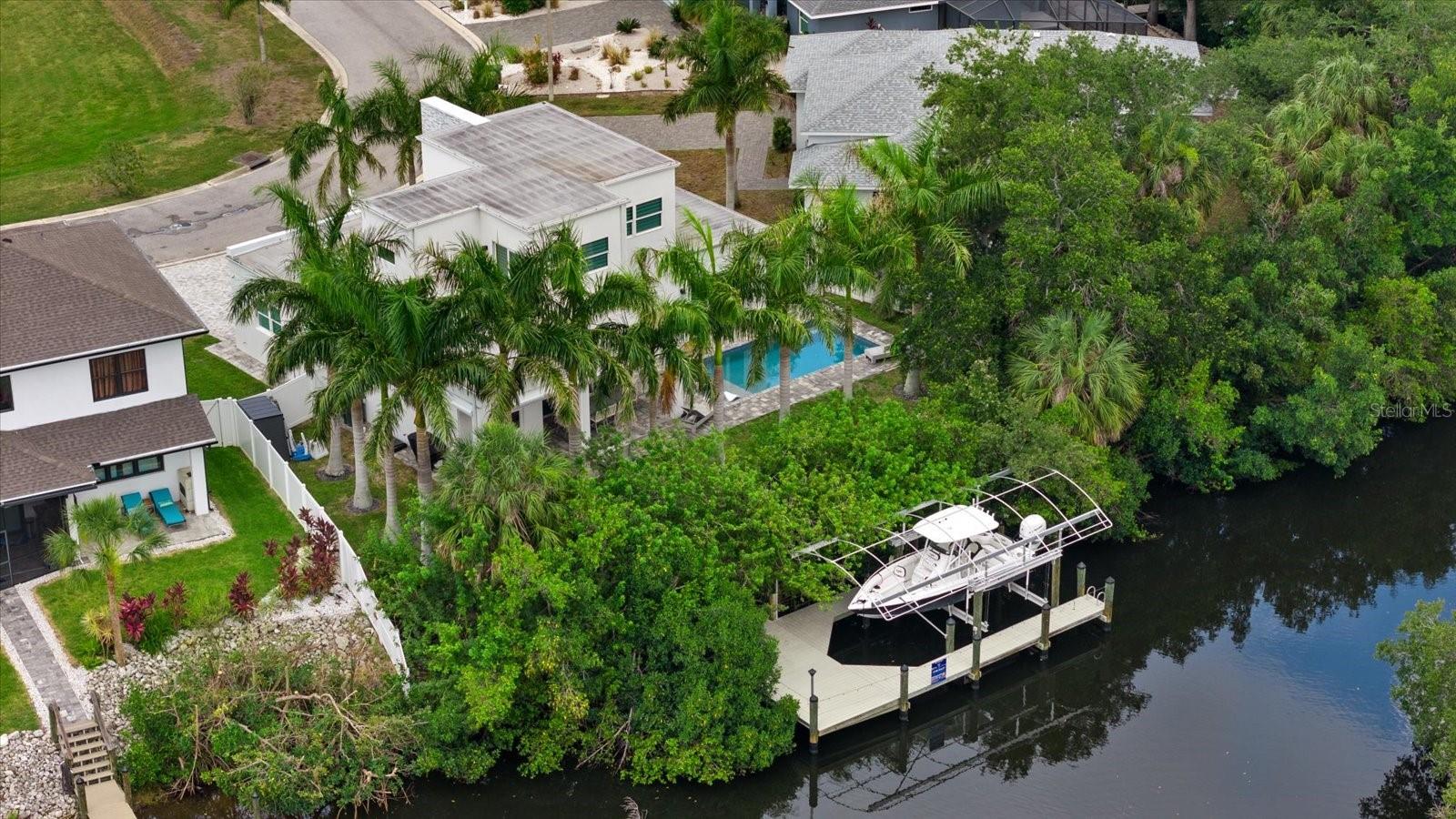 HIDDEN LAGOON PH II - Residential