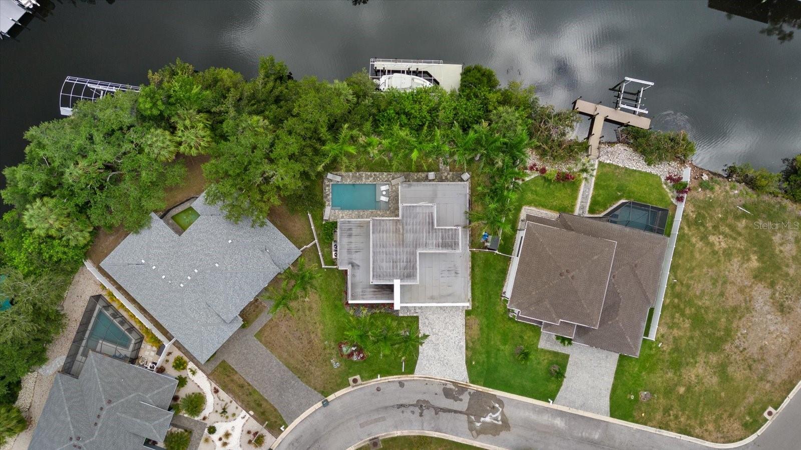 HIDDEN LAGOON PH II - Residential