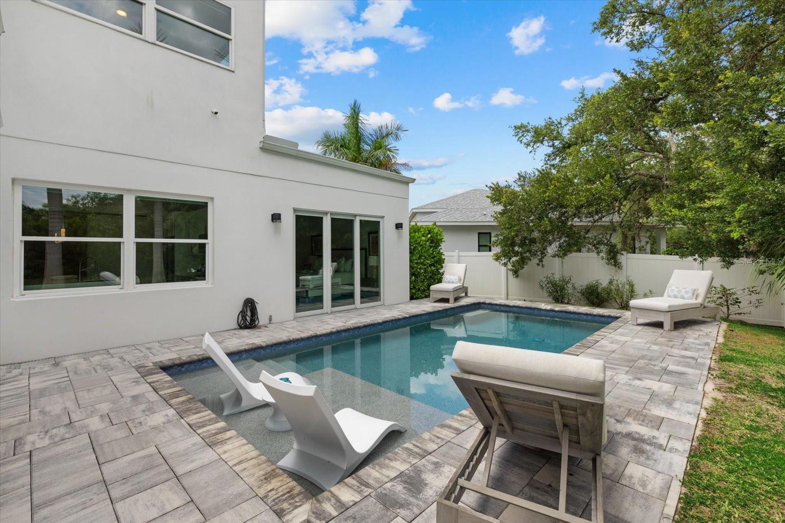 HIDDEN LAGOON PH II - Residential