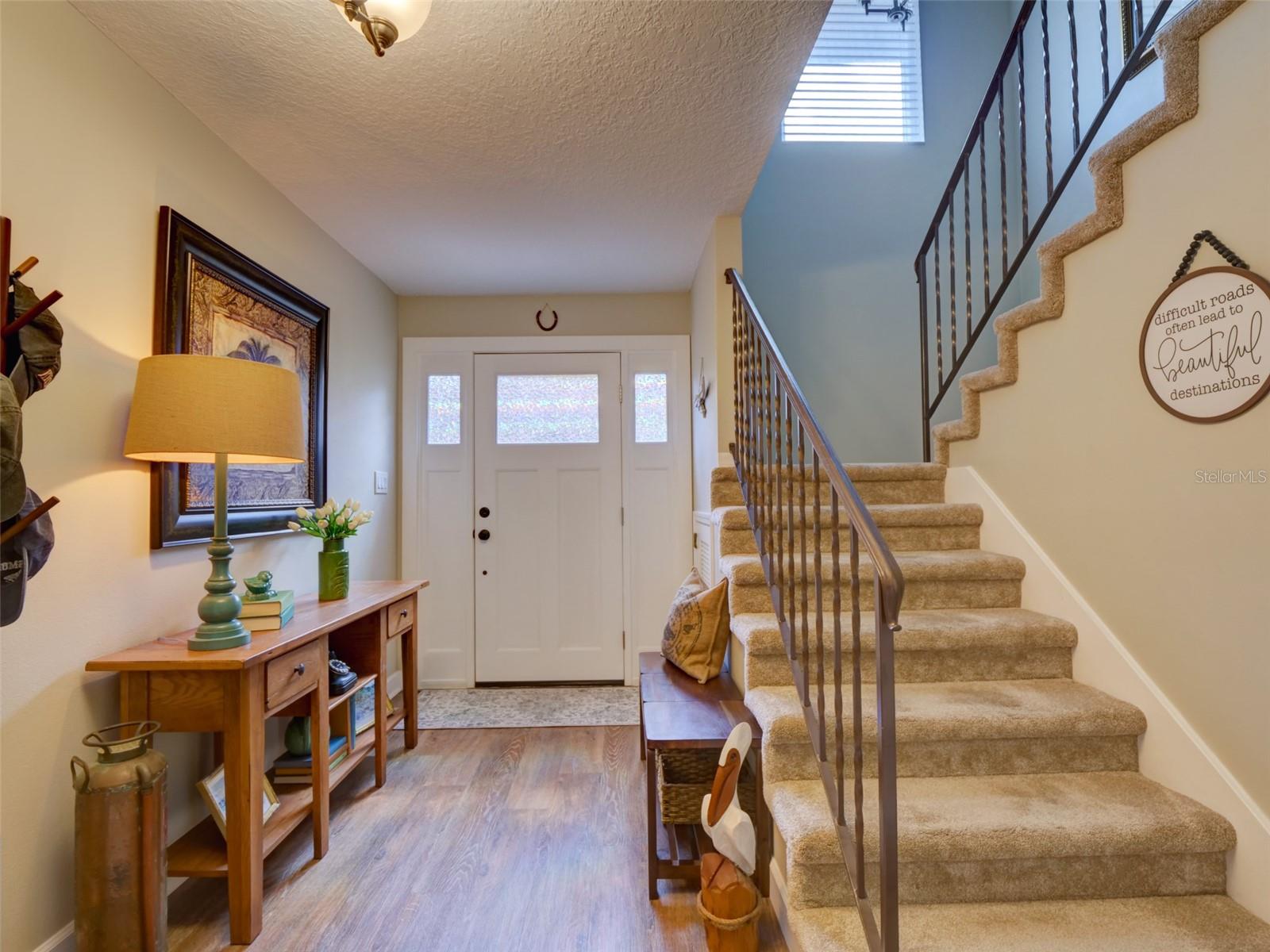MOUNT DORA LAKE DORA VILLAS CONDO - Residential
