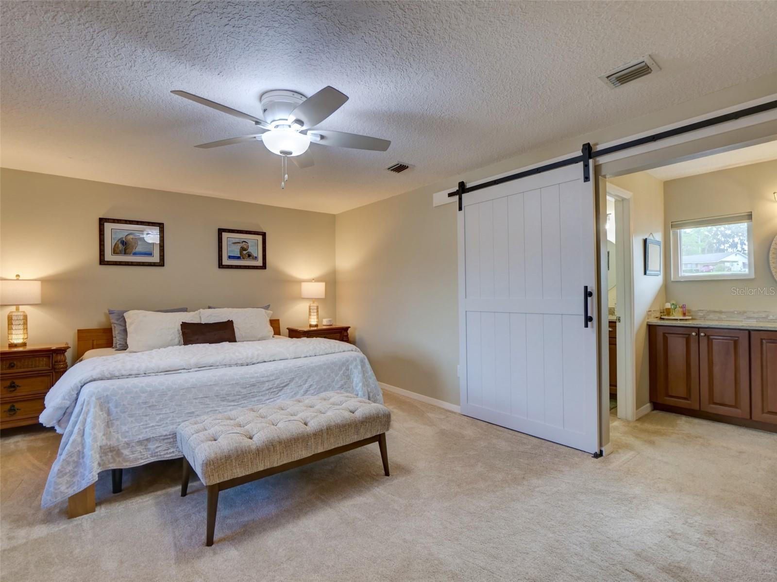 MOUNT DORA LAKE DORA VILLAS CONDO - Residential