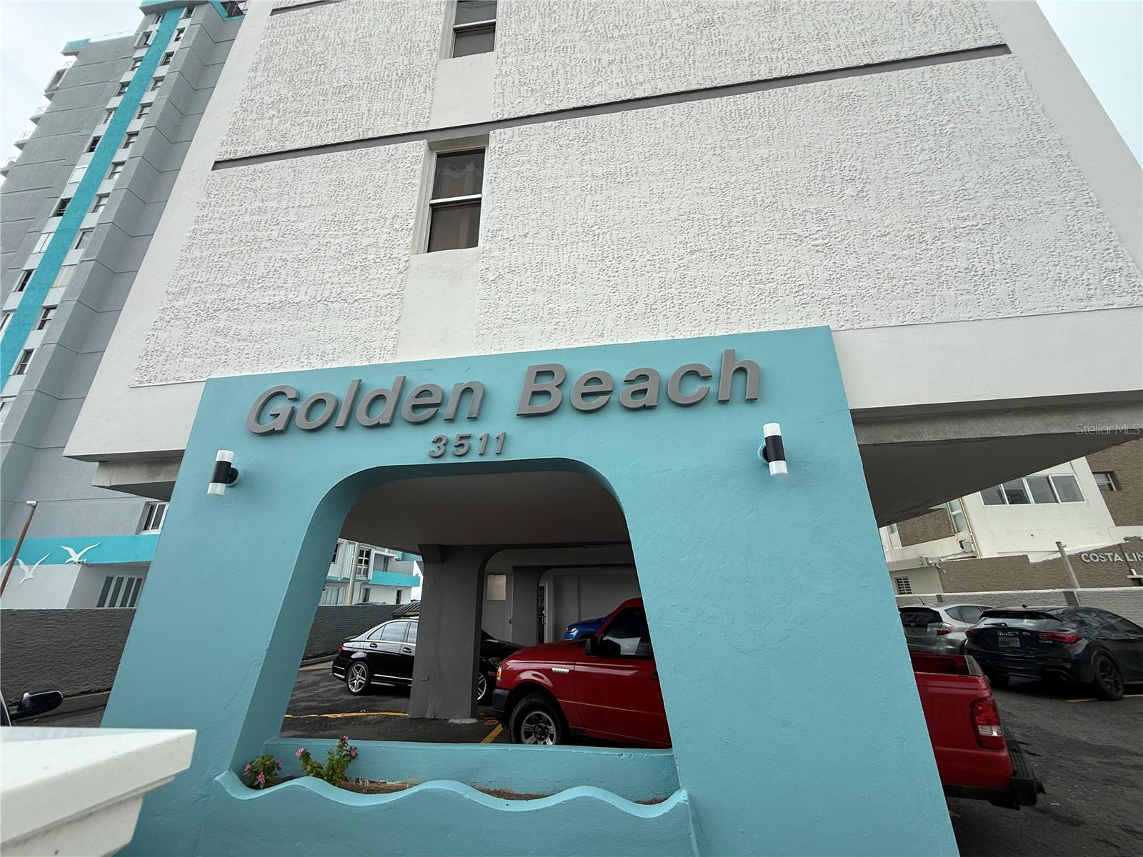 CONDOMINIO GOLDEN BEACH - Residential