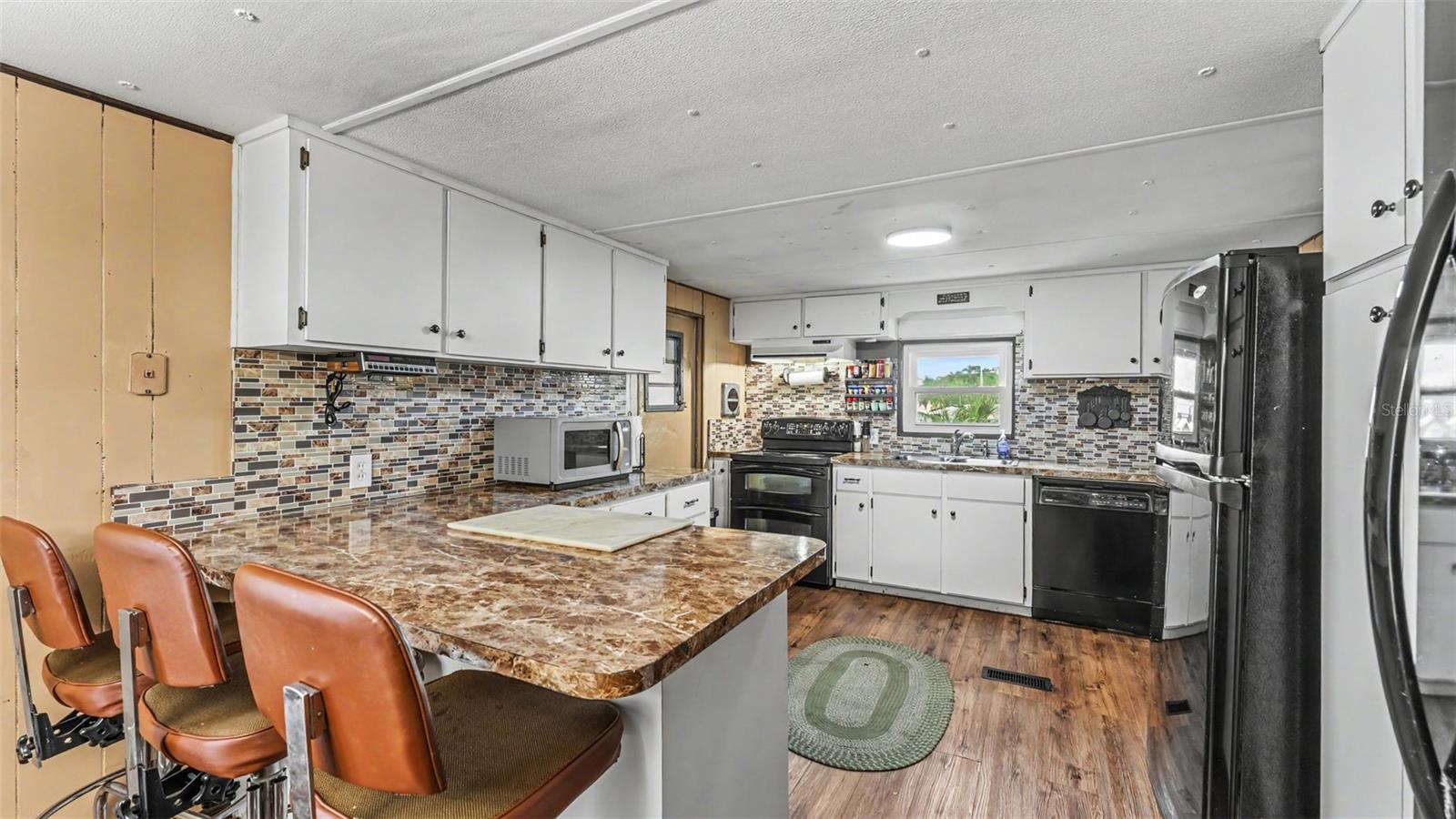 WILLOW HEIGHTS - Residential