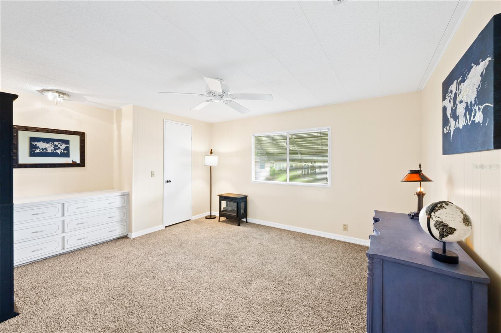 HAWTHORNE AT LEESBURG A COOP - Residential