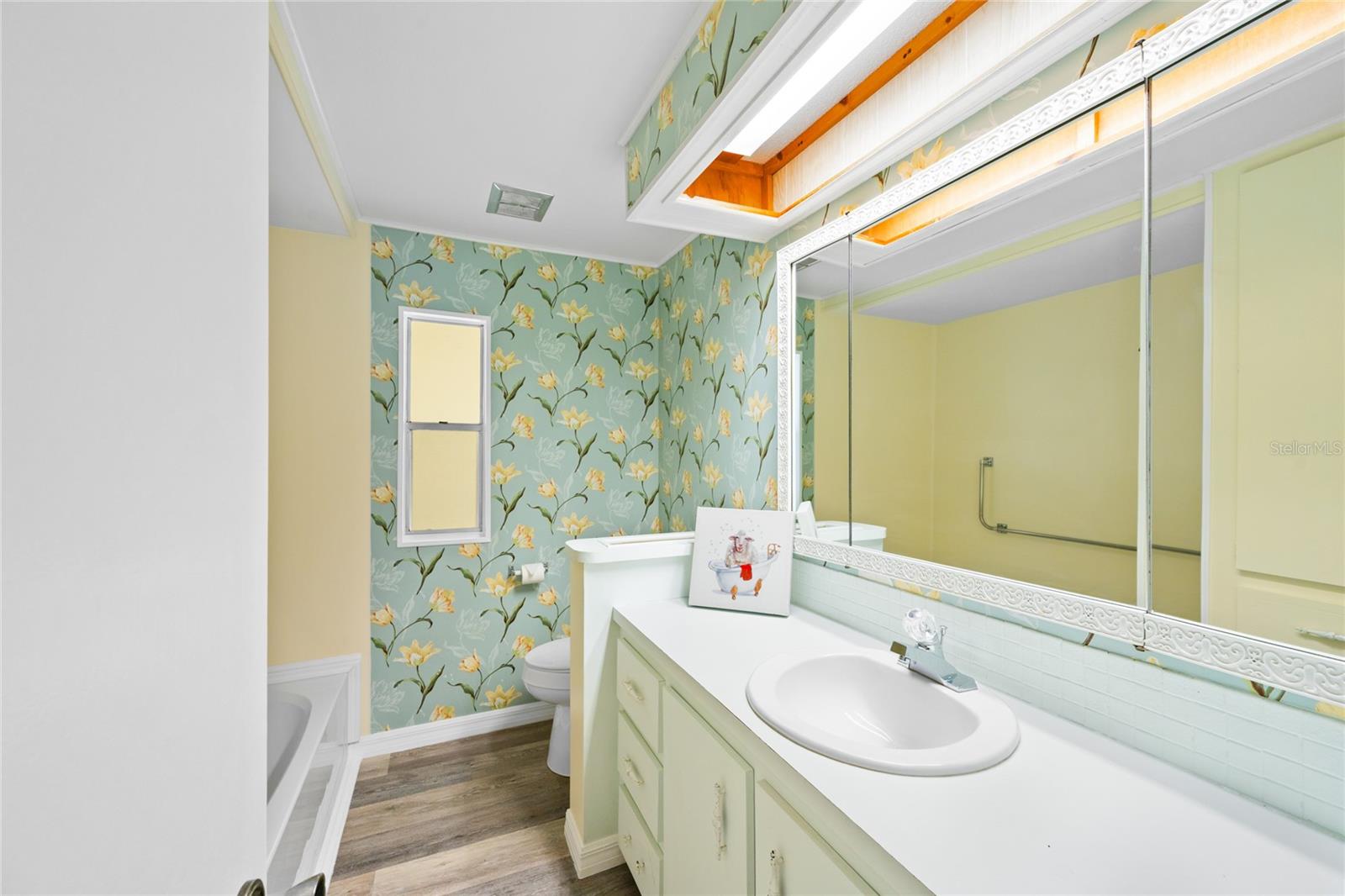 HAWTHORNE AT LEESBURG A COOP - Residential