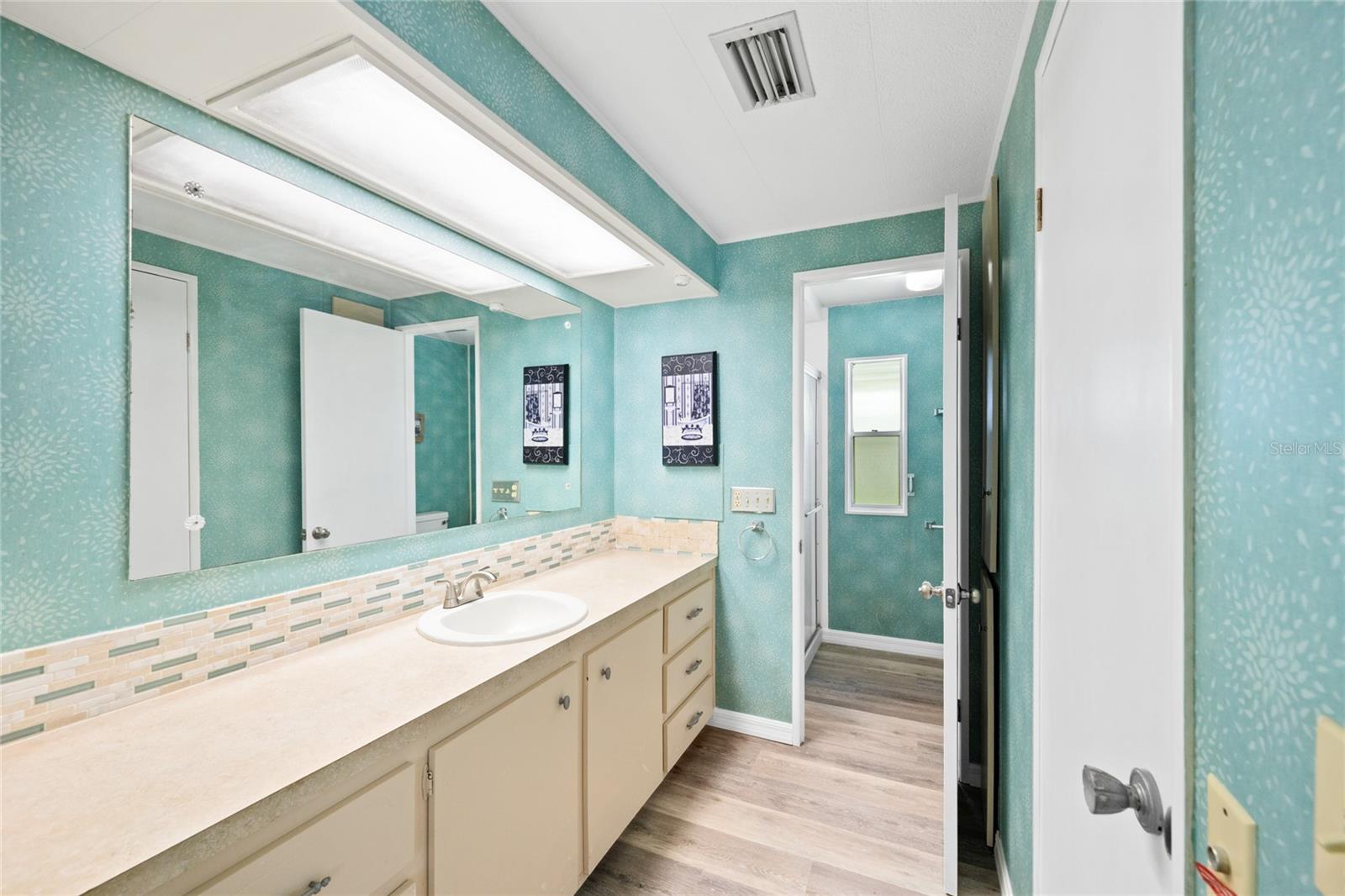 HAWTHORNE AT LEESBURG A COOP - Residential