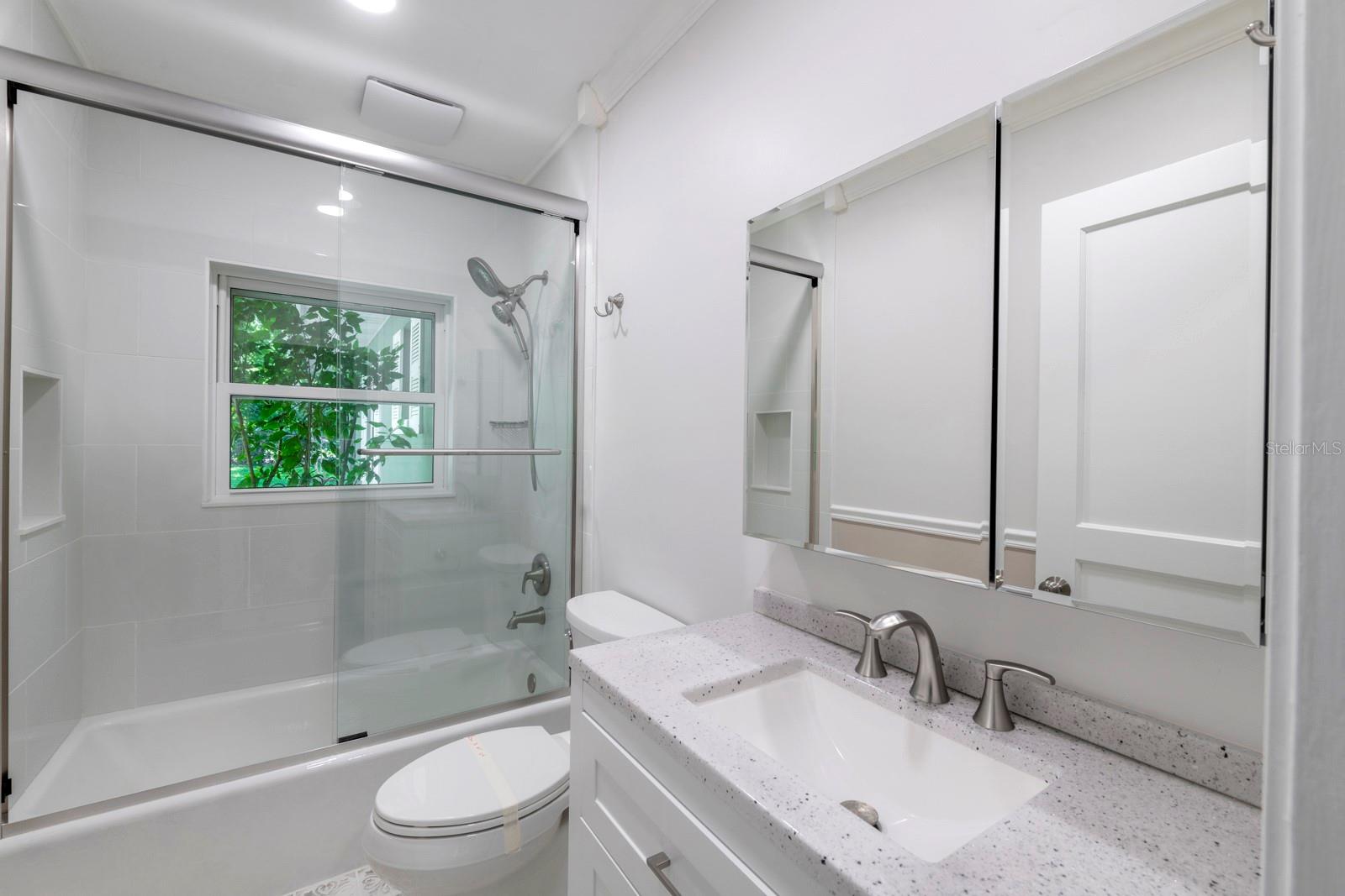 MOUNT DORA - Residential Lease