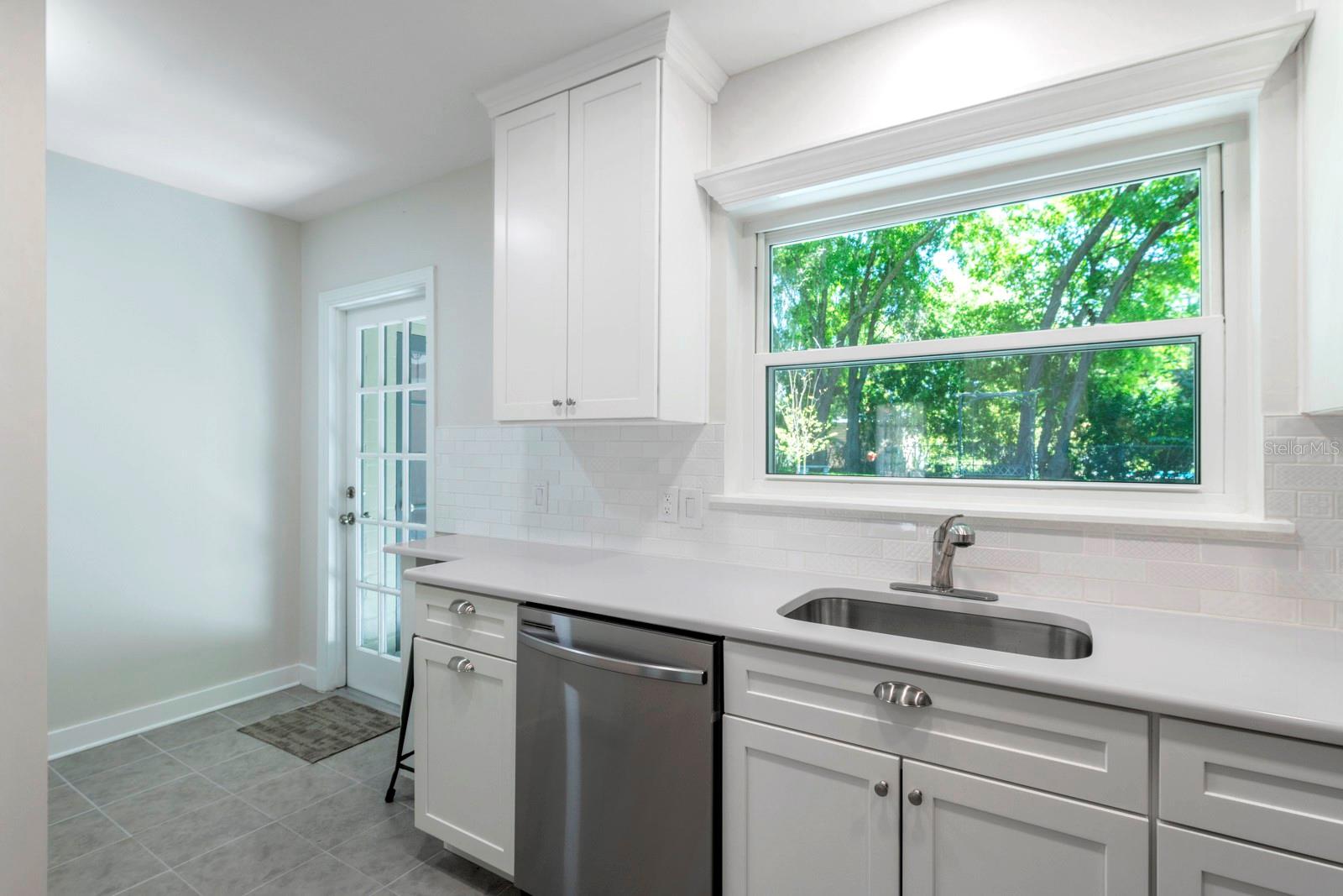 MOUNT DORA - Residential Lease