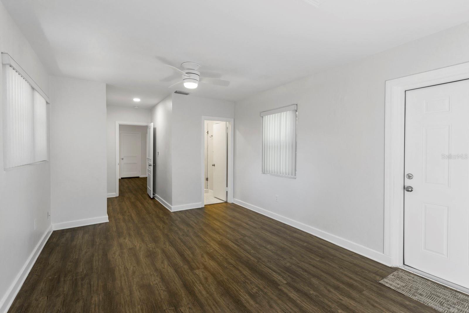 MOUNT DORA - Residential Lease