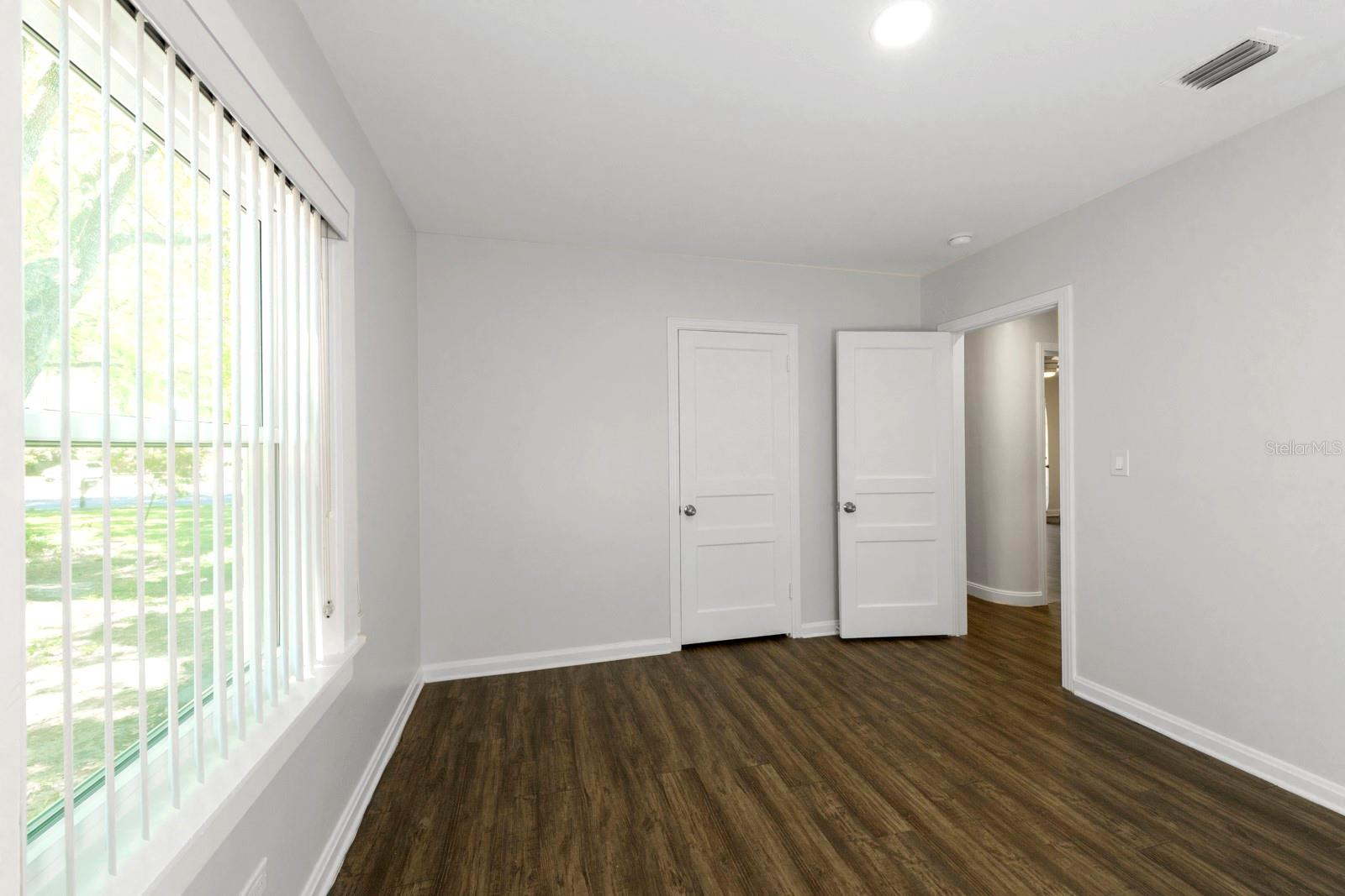 MOUNT DORA - Residential Lease