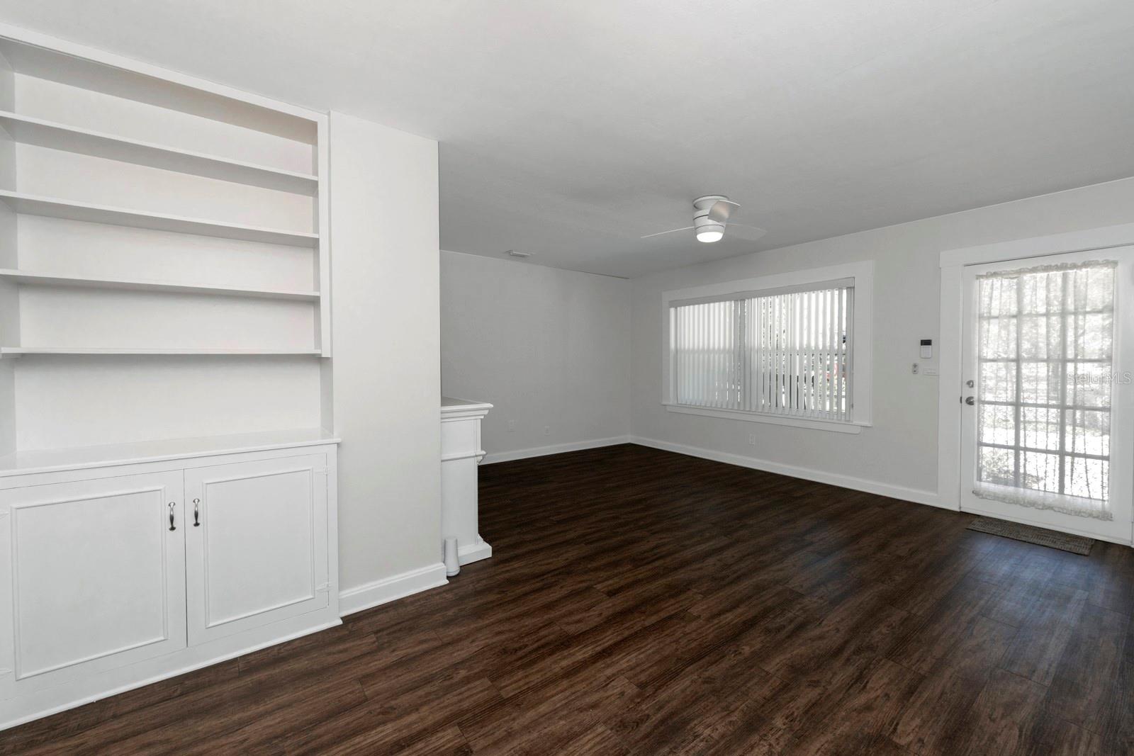 MOUNT DORA - Residential Lease