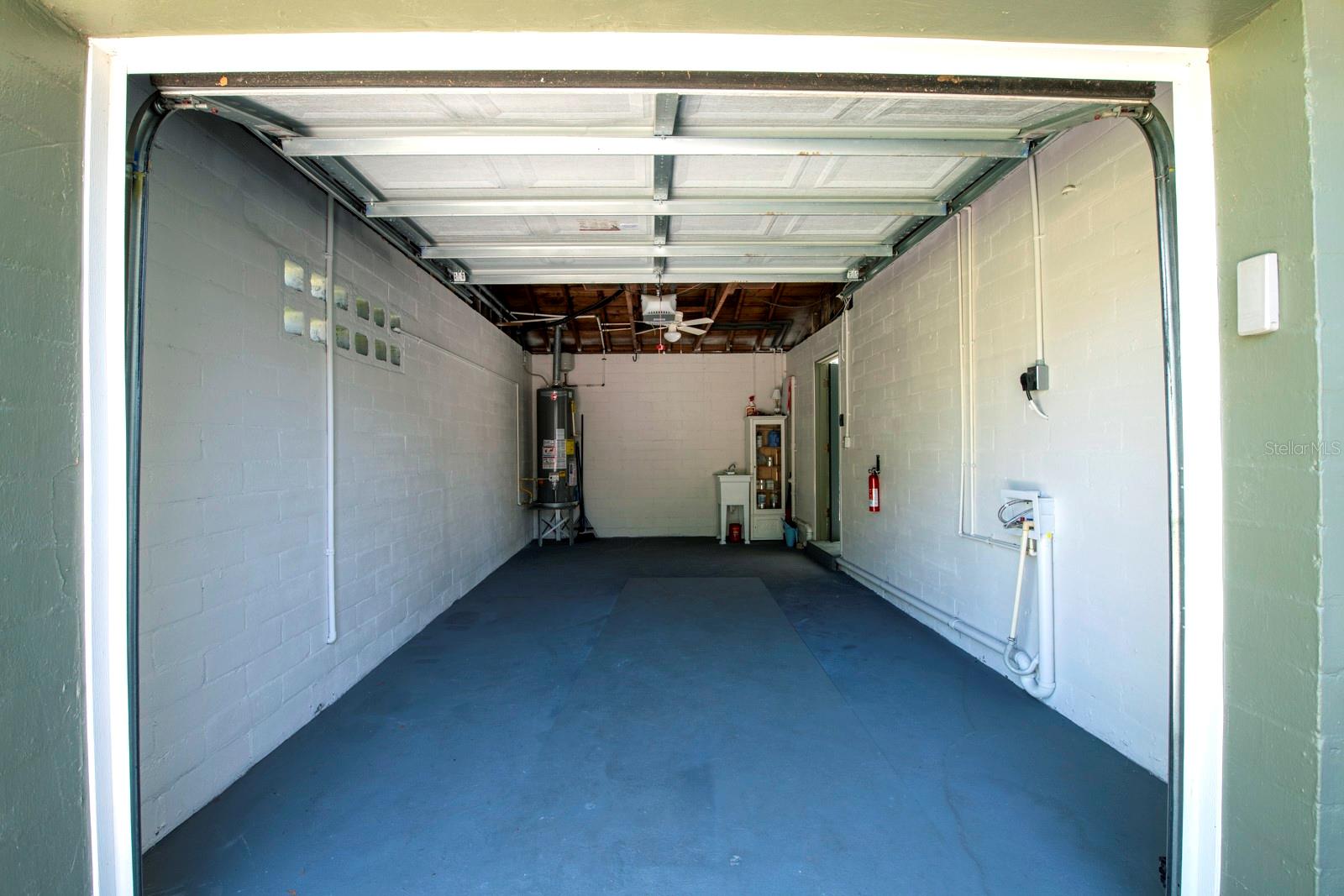 MOUNT DORA - Residential Lease