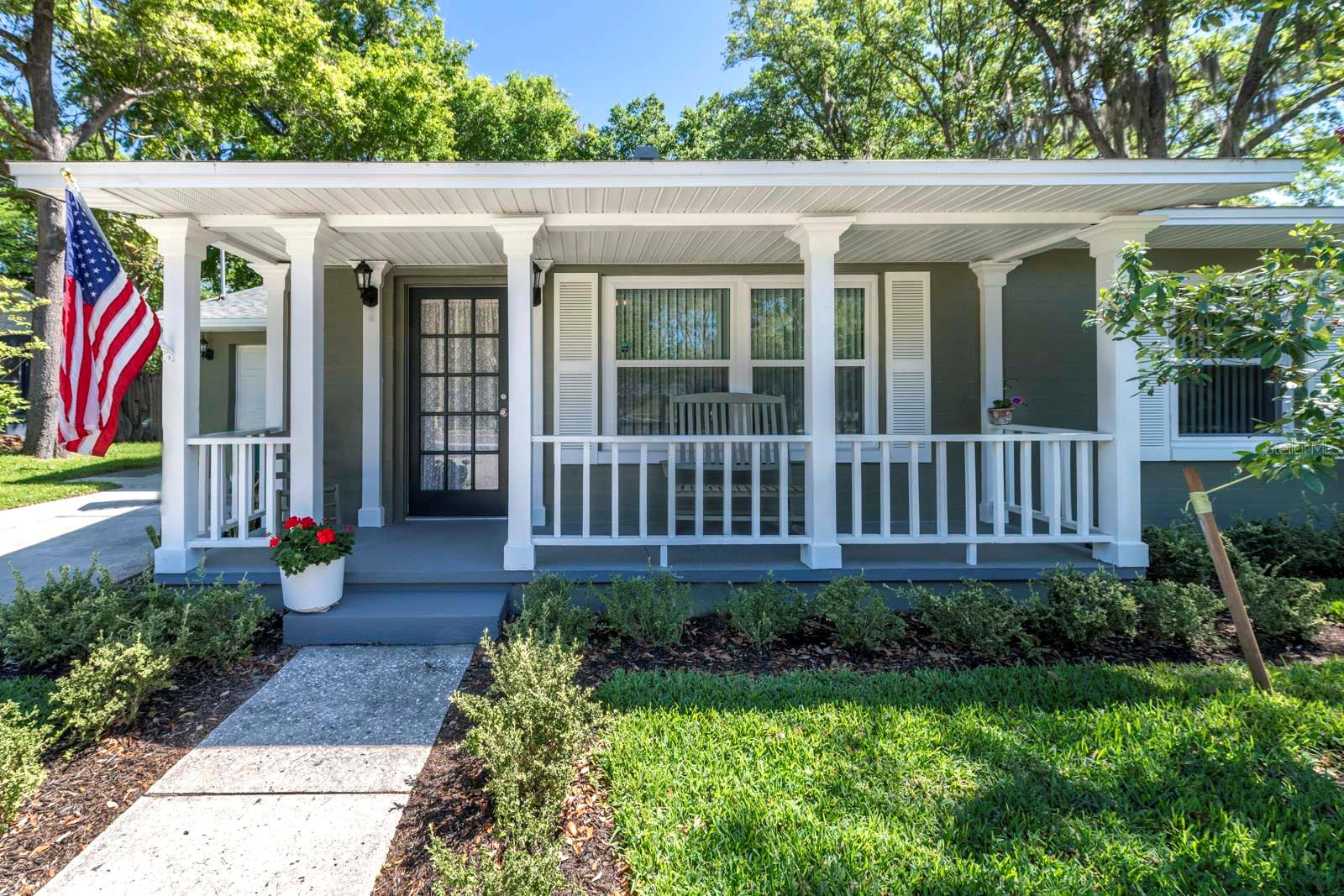MOUNT DORA - Residential Lease