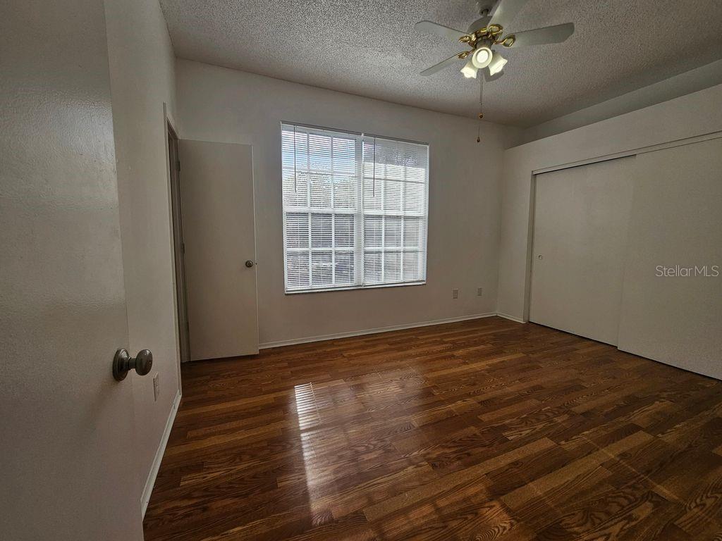 KINGSS COURT TWNHMS - Residential