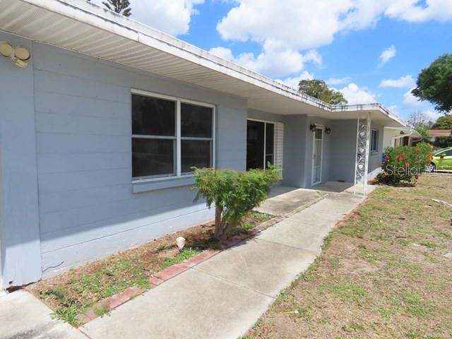 SOUTH GATE - Residential