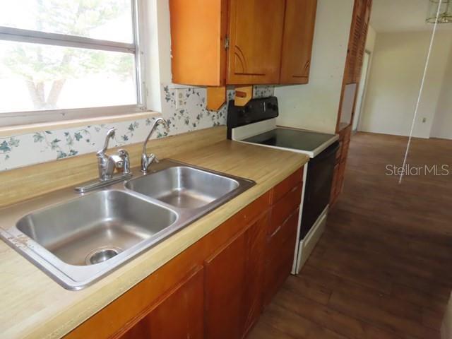 SOUTH GATE - Residential