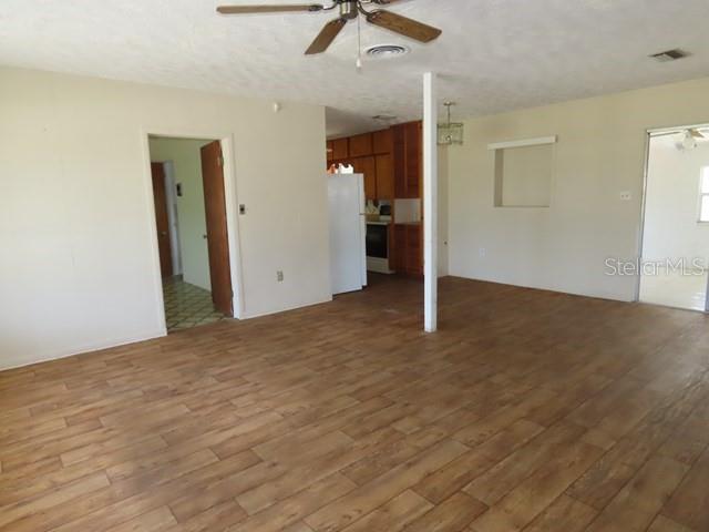 SOUTH GATE - Residential