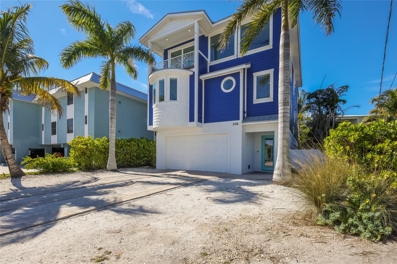 CORRECTED PLAT OF AZURE SHORES - Residential