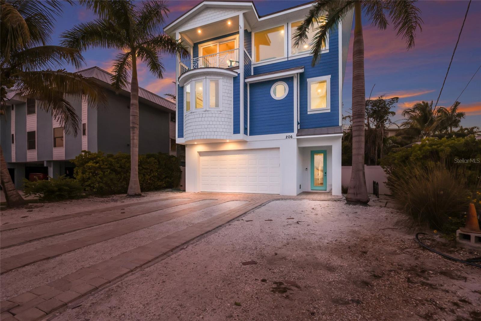 CORRECTED PLAT OF AZURE SHORES - Residential