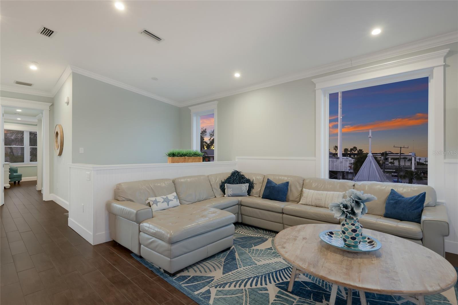 CORRECTED PLAT OF AZURE SHORES - Residential