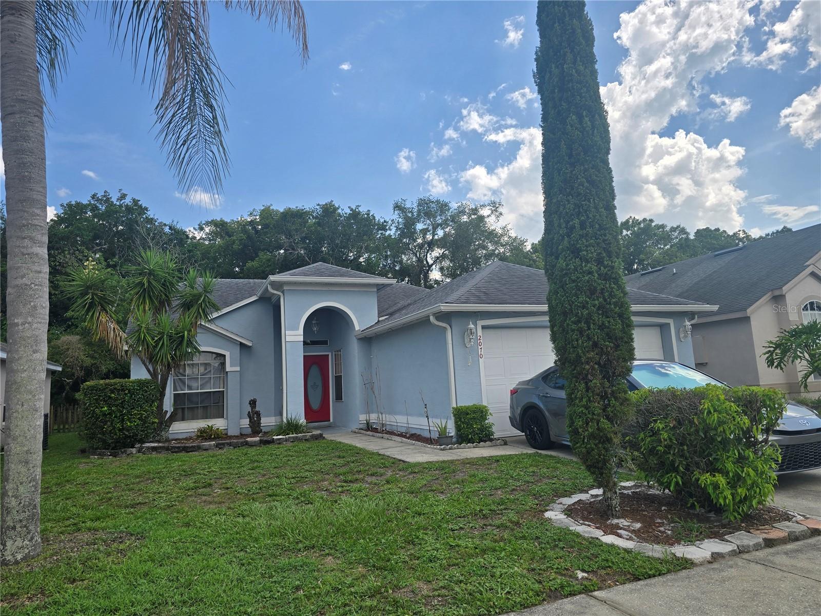 This 3 bedroom 2 bath home is ready to move in! Updated kitchen, Screened patio, fenced back yard and 2 car garage. Great location easy acess to shops and 417. A/C 2 years old.