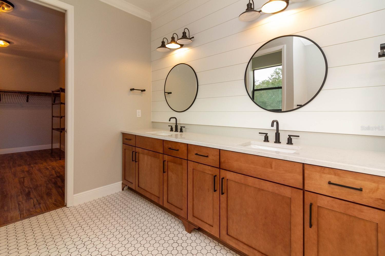 SILVER BEACH HEIGHTS - Residential