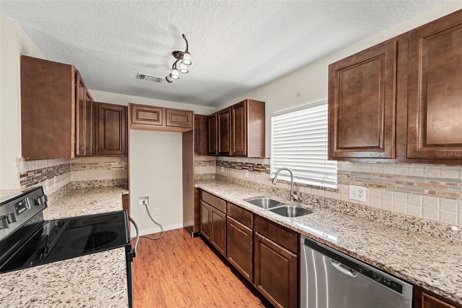 OAK FOREST UNIT 1 - Residential